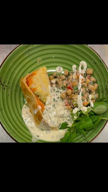 Tagesmenu 
#gemüsestrudel #veganfoodlovers