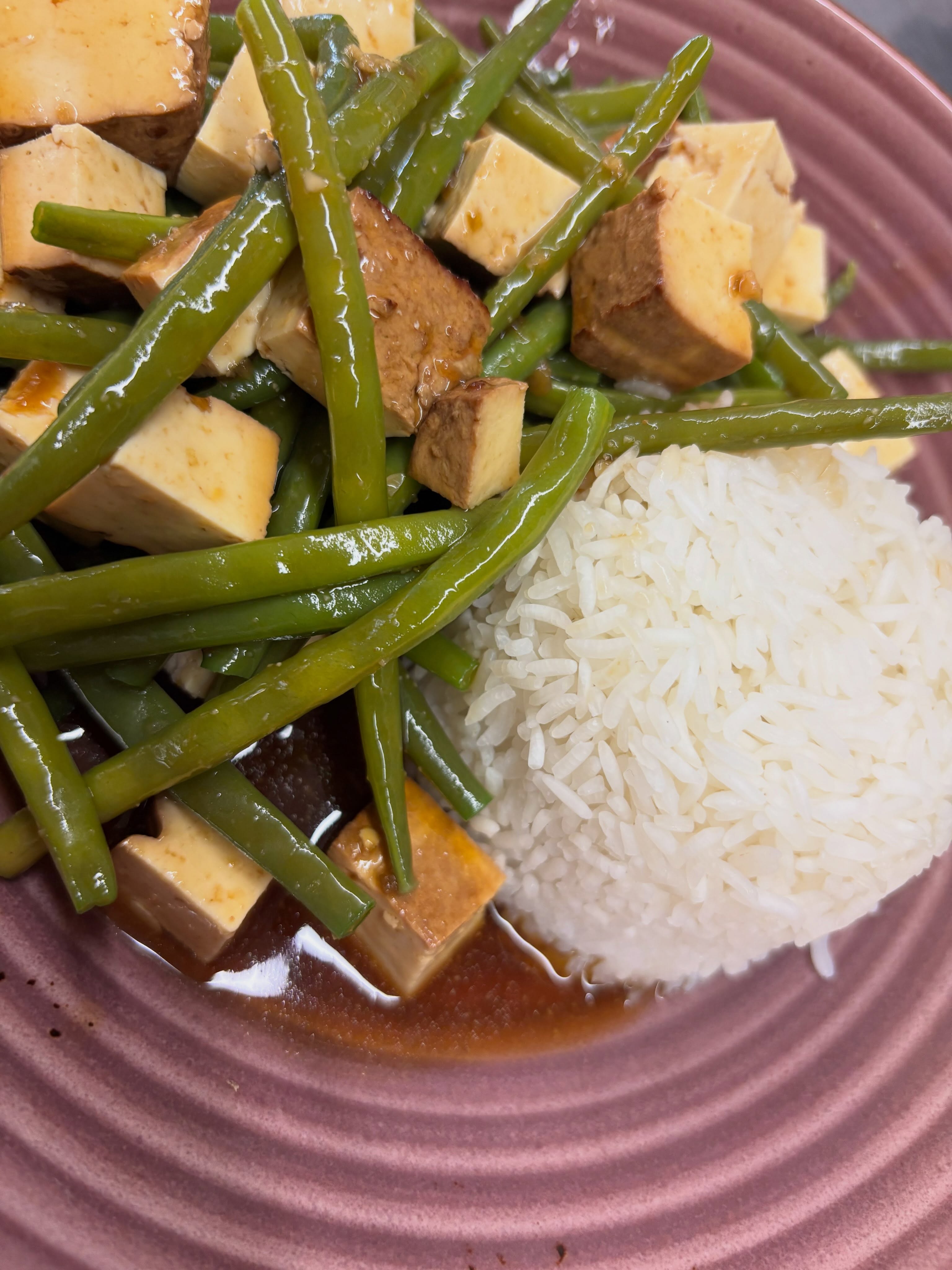Tagesmenu von heute, muesch probiere…
#fruchtsftbar#takeawayfood #berncity